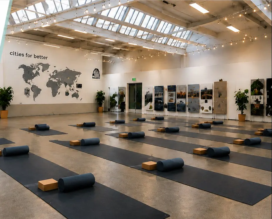Sunday Yoga at SPOR10